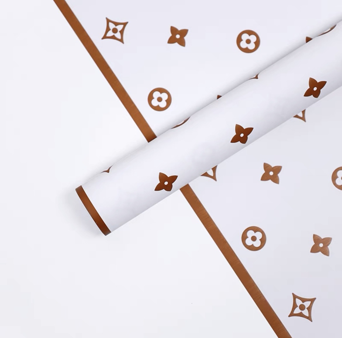 Kertas kado merk Louis